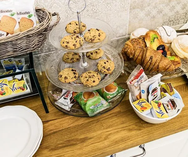 Maison Degli Artisti Bed and breakfast 4*